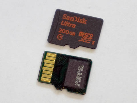 샌디스크 200GB 마이크로 SD 메모리 (사진=샌디스크) 