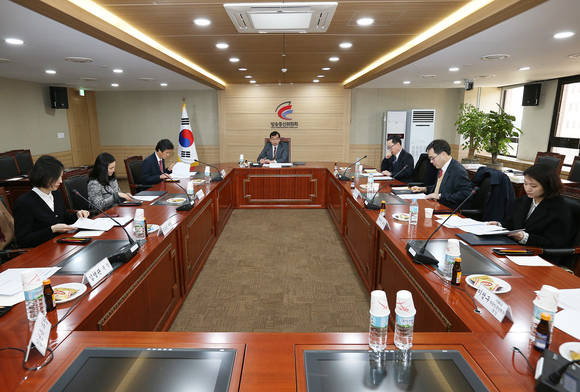 방송조정위원회 회의 모습 (사진=방통위) 