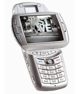 팬택이 2006년 12월 출시한 토이바(IM-R110)의 LCD 화면 바로 밑에 조그셔틀이 탑재돼 있다. / 팬택 제공