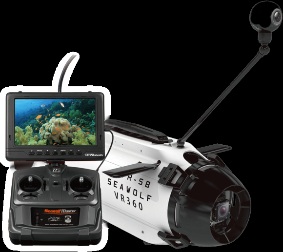 VR헤드셋과 360도 카메라를 장착해 잠수함을 타고 바닷속을 모험하는 느낌을 사용자에게 제공하는 RC잠수함 씨울프 VR360 / 썬더타이거 제공