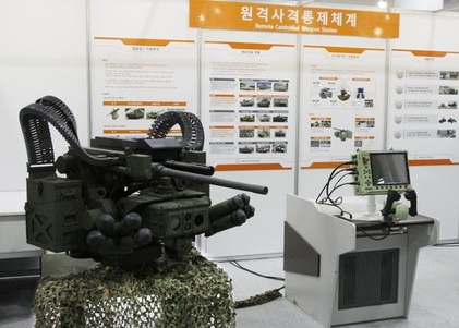 한화테크윈의 한국형상륙돌격장갑차(KAVV)용 원격사격통제체계 / 한화 제공