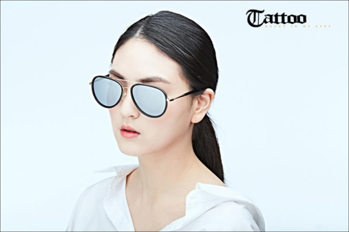롯데닷컴은 최근 3주간 판매된 ‘보잉 선글라스’ 매출이 전년 동기 대비 37.4% 증가했다고 22일 밝혔다. / 롯데닷컴 제공