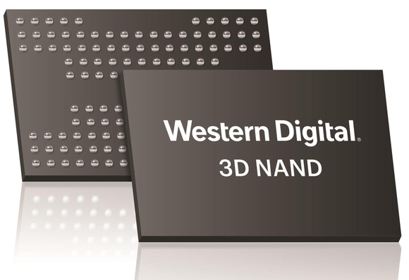 웨스턴디지털이 단일 메모리 칩 기준으로 기존 대비 저장 용량이 50% 늘어난 ‘BiCS3 X4’ 기술 기반 64단 3D 낸드 플래시 제품을 공개했다. / 웨스턴디지털 제공