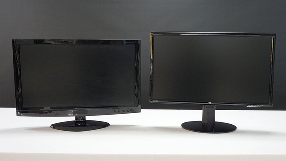 삼보 TGL 6100L 모델만의 특징은 그린 스위치 기능 외에도 일반 모니터보다 화면이 높은 ‘목높이 스탠드’를 채택해 화면과 사용자의 눈높이를 맞추기 쉽다는 점이다. / 최용석 기자