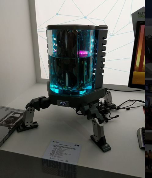 조텍 부스에 전시된 로봇 모양의 커스텀 유냉(油冷) PC.  / 대만 타이베이=최용석 기자