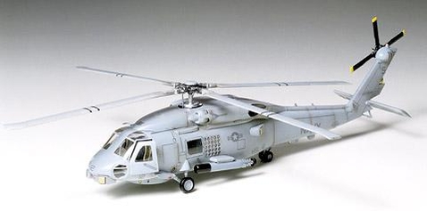 SH-60 시호크 헬기 프라모델. UH-60 계열 헬기로서 대잠헬기 비행대의 주역으로 활동했고 현재는 MH-60으로 대체되고 있다. / 타미야 제공