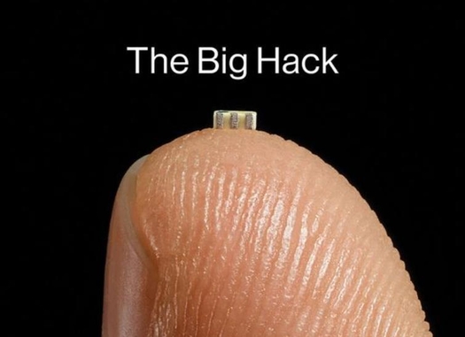 미국의 유명 서버용 보드에서 발견된 중국산 해킹칩의 모습. / 블룸버그 갈무리