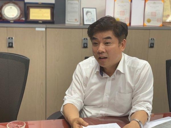 김병욱 더불어민주당 의원이 IT조선과 블록체인과 암호화폐에 대한 견해를 나누고 있다. / 유진상 기자