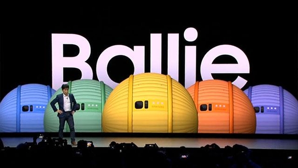 6일(현지시각) 삼성 콘퍼런스 기조연설에서 최초 공개한 지능형 컴퍼니언 로봇 ‘볼리(Ballie)./영상 갈무리