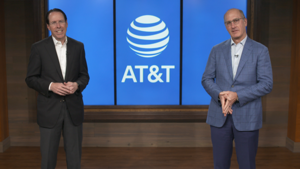 랜들 스티븐슨 AT&T 회장(왼쪽), 존 스탠키 COO / AT&T