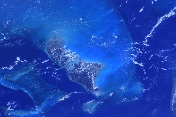더그 헐리가 찍은 바하마 사진 / NASA