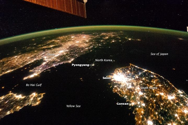 ISS에서 찍은 한반도 사진 / NASA