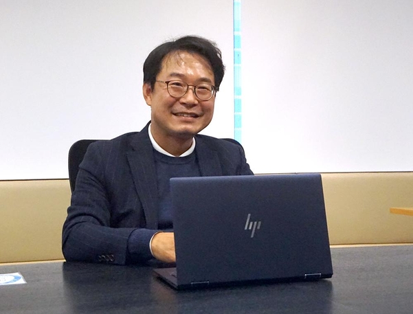 소병홍 상무(사진)는 코로나 팬데믹 시대 기업들의 비즈니스 성장을 도울 수 있는 자사의 ‘HP 포 비즈니스’ 프로그램을 소개했다. / 최용석 기자