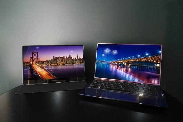 노트북용 90㎐ OLED 패널 / 삼성디스플레이