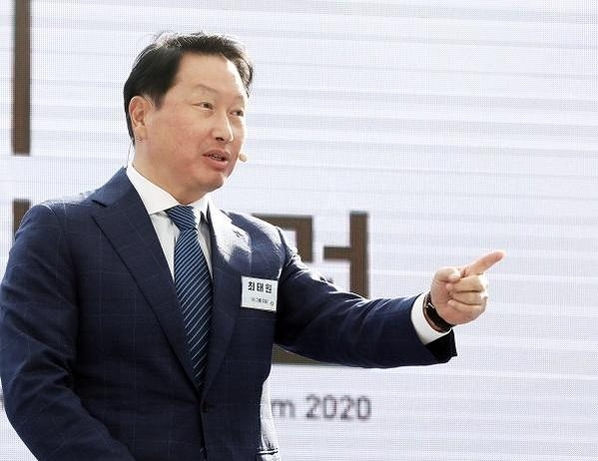 SK하이닉스에서 2020년 30억원 수준 연봉을 수령한 최태원 SK회장 / SK그룹