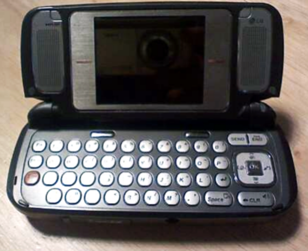 LG 엔비폰(enV, LG-VX9800) / 위키피디아 갈무리