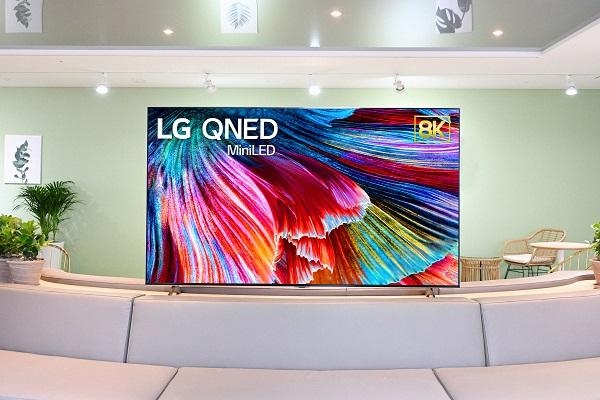 LG전자 첫 미니LED TV인 LG QNED / LG전자