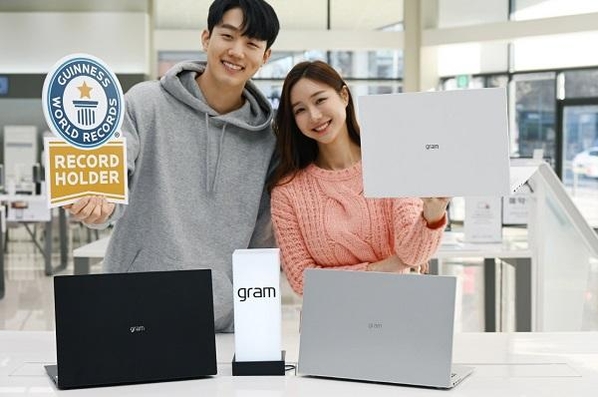 미국 유력 소비자 전문 매체로부터 최고 배터리 수명을 가진 노트북으로 선정된 ‘LG 그램’ / LG전자