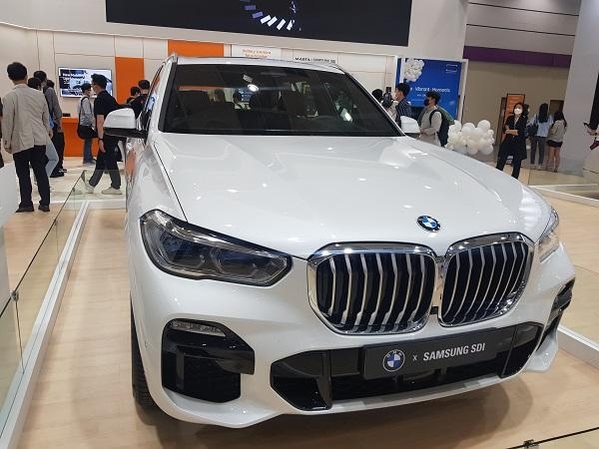 삼성SDI 배터리가 탑재된 BMW 전기차 / 이광영 기자
