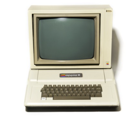 애플이 1977년 출시한 ‘애플II’ 컴퓨터 모습 / 넥슨컴퓨터박물관