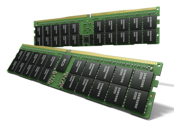 인텔 12세대 프로세서가 출시되어도 DDR5 메모리의 공급 물량은 충분치 못할 전망이다. 삼성전자의 512GB DDR5 메모리 모듈. / 삼성전자