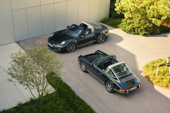 포르쉐 911 에디션 50주년 포르쉐 디자인(위쪽)과 911 S 2.4 타이가 / 포르쉐
