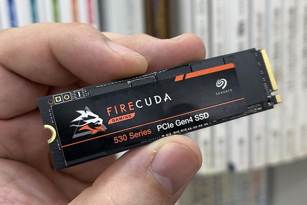 파이어쿠다530은 작은 크기에도 불구하고 최대 4TB용량까지 지원한한다. / 최용석 기자