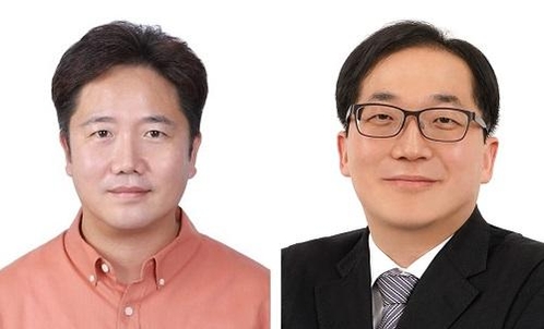 리튬이차전지의 열화 특성 분석 및 시뮬레이션 기술을 개발한 하윤철 KERI 박사(왼쪽)와 이용민 DGIST 교수 / 한국전기연구원