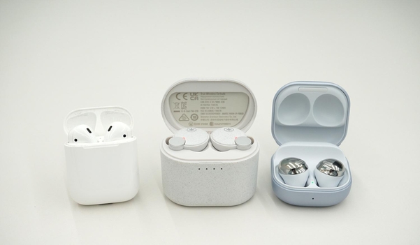 (왼쪽부터) 애플 에어팟, 야마하 TW-E7B, 삼성 갤럭시 버즈 프로 / IT조선 DB