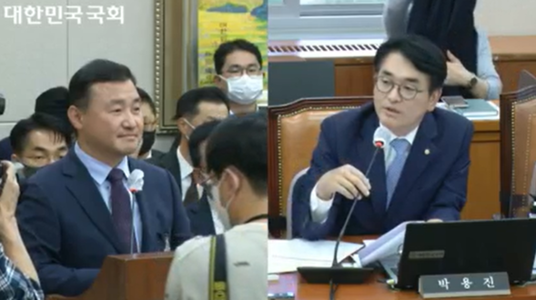 국회 정무위원회 국정감사에 증인으로 출석해 답변 중인 노태문 삼성전자 사장(왼쪽) / 영상회의록시스템 갈무리