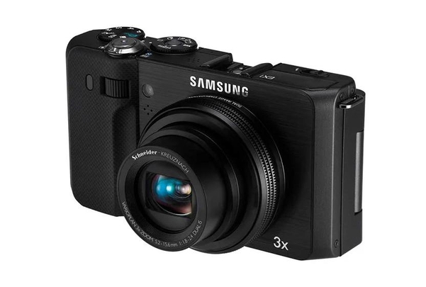 2010년 출시된 삼성 디지털카메라 ‘블루(VLUU) EX-1’ / 삼성전자