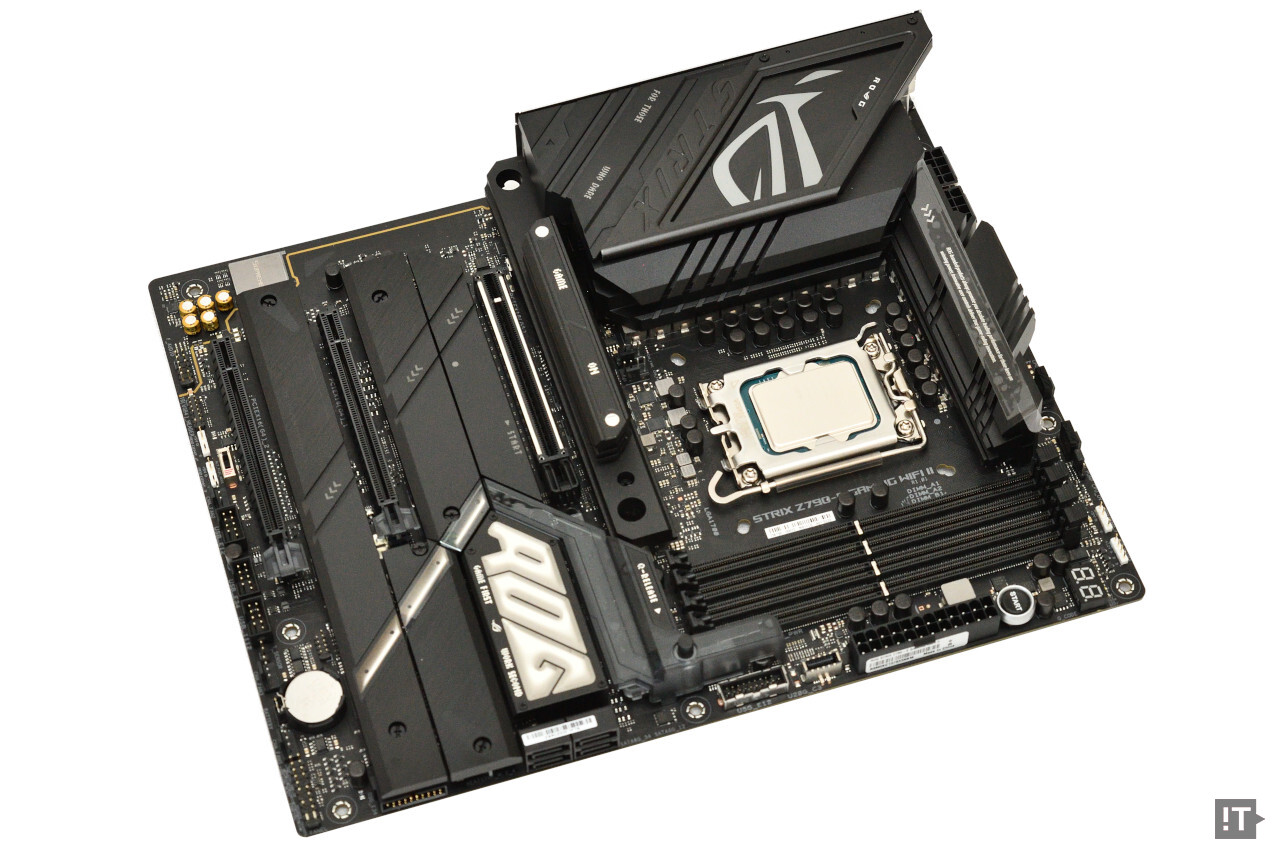 코어 14세대 프로세서의 플랫폼은 기존 제품들과 호환된다 / 권용만 기자