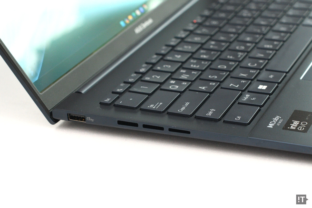 얇고 가벼운 디자인에서도 최대 65W 열설계전력 구성을 제공한다. / 권용만 기자