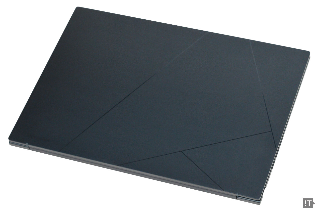 만족감 높을 프리미엄 급 구성을 알뜰하게 갖춘 ‘젠북 14 OLED’ / 권용만 기자