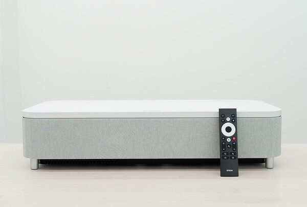 엡손 초단초점 프로젝터 ‘EH-LS800W’ / 조상록 기자