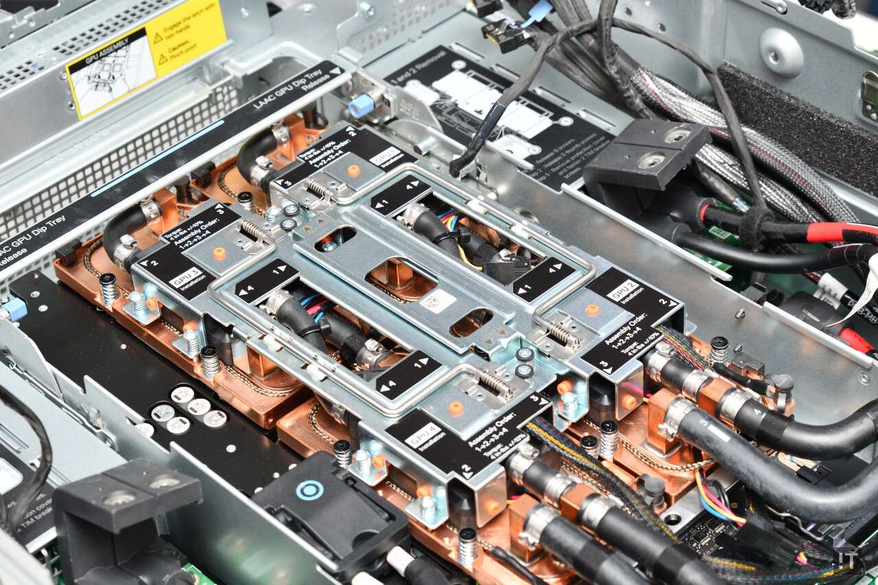 GPU부도 H100의 최대 성능을 보장하는 SXM5 폼팩터 기반으로 설계됐다. / 권용만 기자