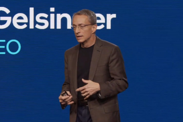 팻 겔싱어 인텔 CEO / 인텔 비전 기조연설 영상 갈무리