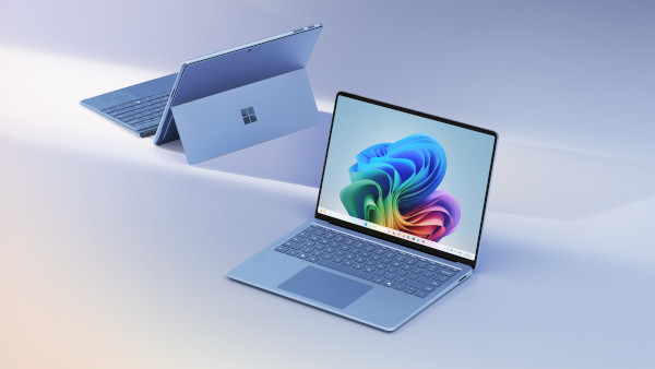 마이크로소프트 서피스 프로(좌)와 서피스 랩톱(우) / 마이크로소프트