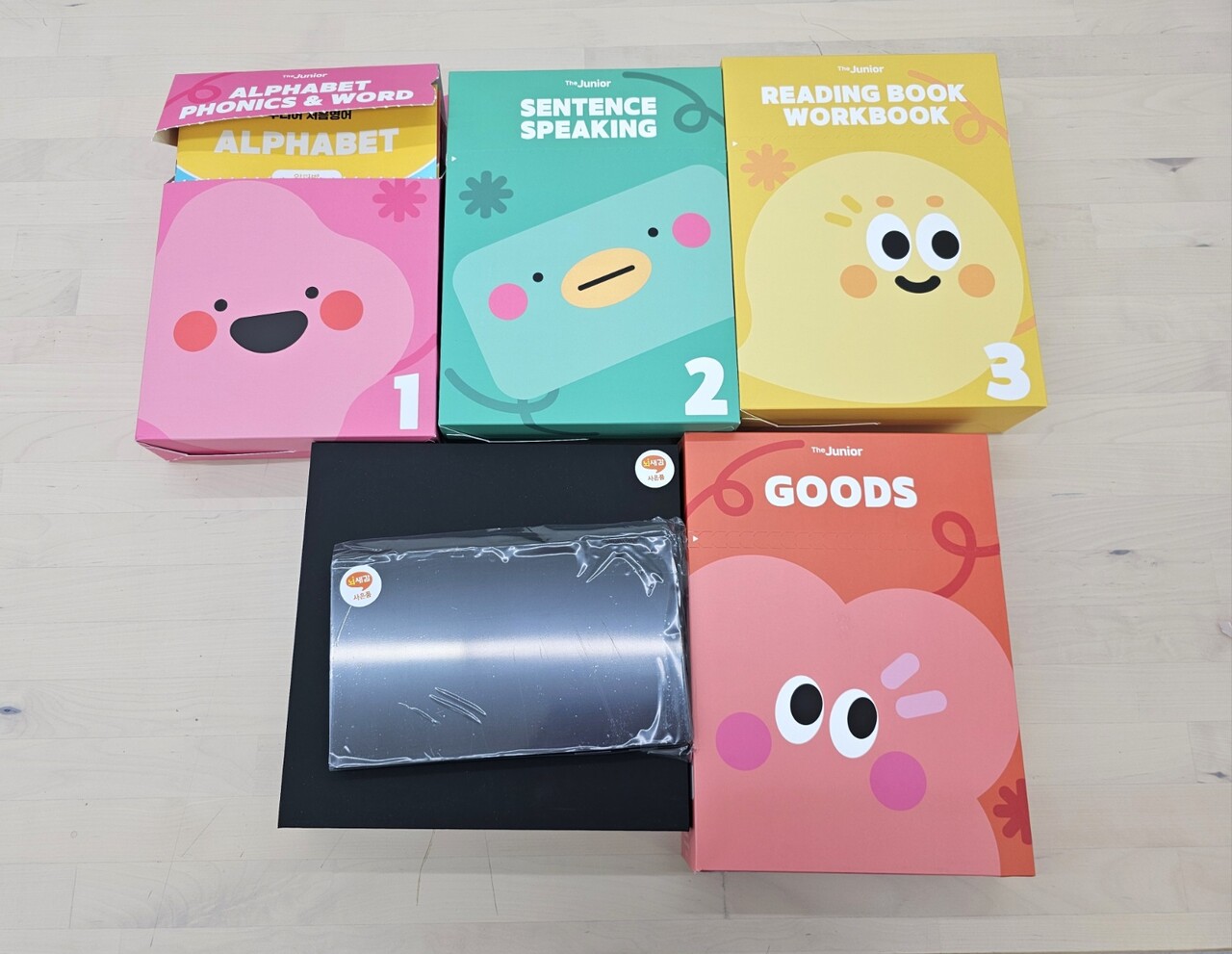 뇌새김 더주니어 패키지. / 홍주연 기자