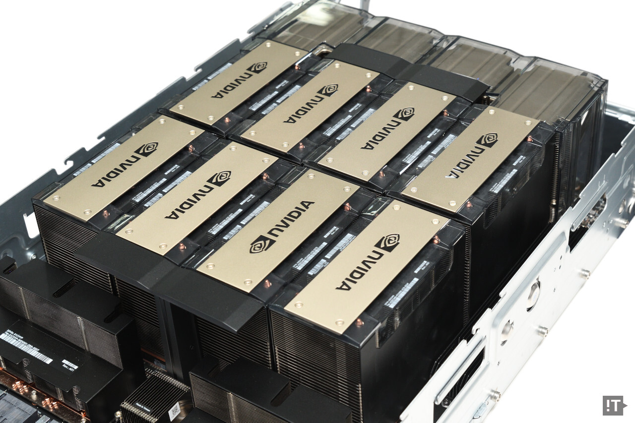 델 파워엣지 XE9680에 탑재된 H100 GPU / 권용만 기자