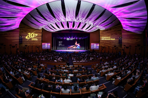 ‘AWS 서밋 서울 2024’는 10주년을 맞아 역대 최대 규모로 열렸다. / AWS