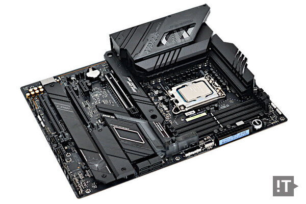 문제 해결을 위한 메인보드 펌웨어 업데이트가 8월 중순부터 제공될 예정이다 / 권용만 기자