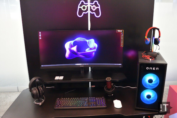 ‘오멘’과 ‘하이퍼엑스’ 브랜드의 주요 신제품. / 권용만 기자