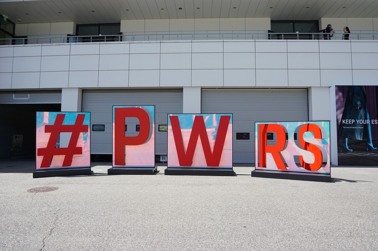 포르쉐 코리아는 용인 스피드웨이에서 포르쉐 월드 로드쇼 2024를 열었다. / 허인학 기자