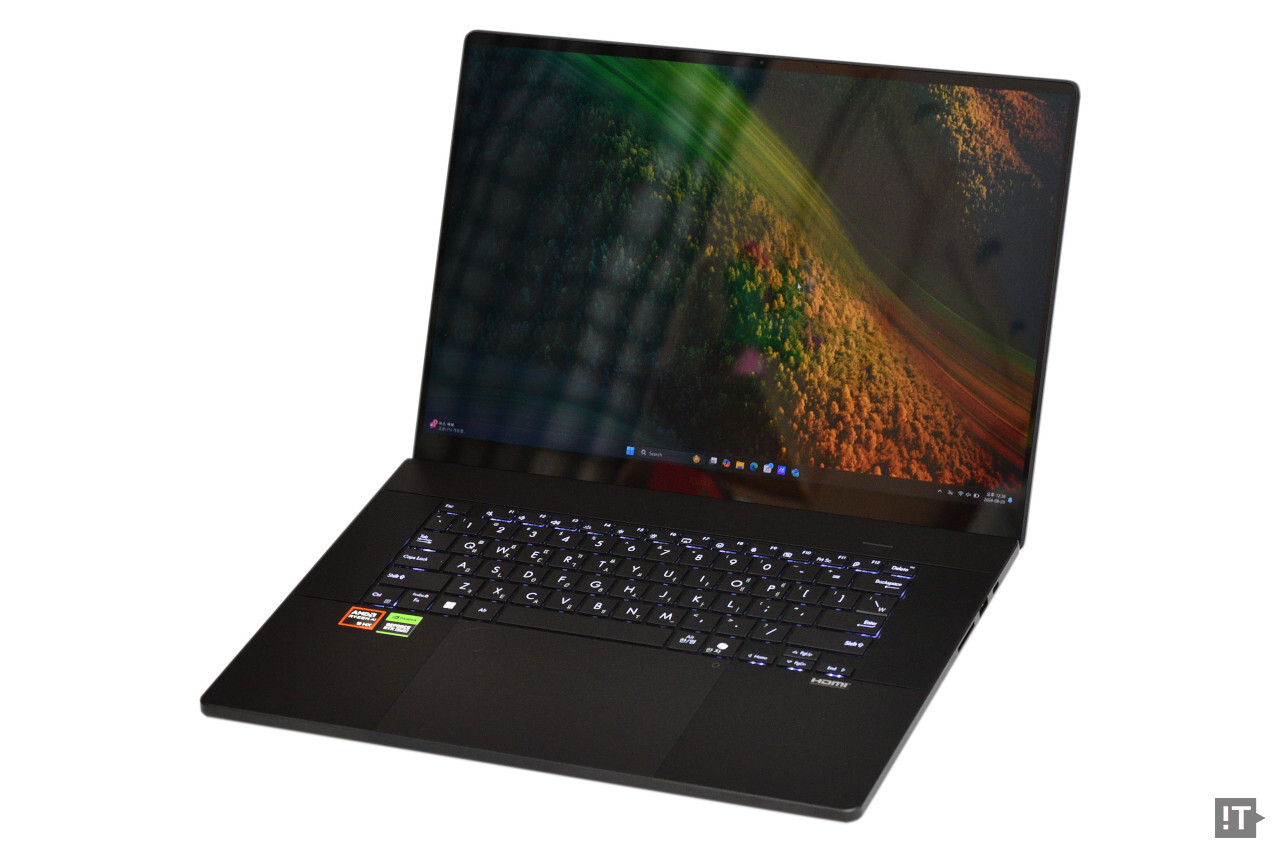 AI 시대 크리에이터를 위한 기능과 성능을 모두 갖춘 에이수스 ‘프로아트 P16’ / 권용만 기자