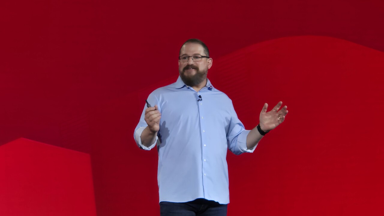 크리스티아노 아몬 퀄컴 CEO는 21일(현지시각) 미국 와일레아 비치 리조트 메리어트에서 열린 '퀄컴 스냅드래곤 서밋 2024'에서 발표를 하고 있다. / 이광영 기자