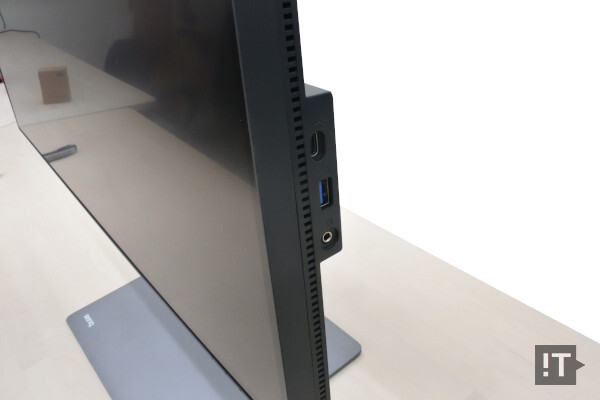 모니터 측면에도 편리하게 쓸 수 있는 USB 포트 등이 마련돼 있다. / 권용만 기자