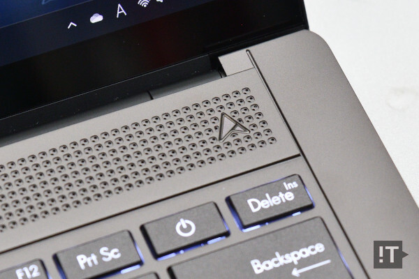 내부 공기 흡입구는 디자인과 함께 정교한 가공 능력을 잘 보여주는 부분이다. / 권용만 기자