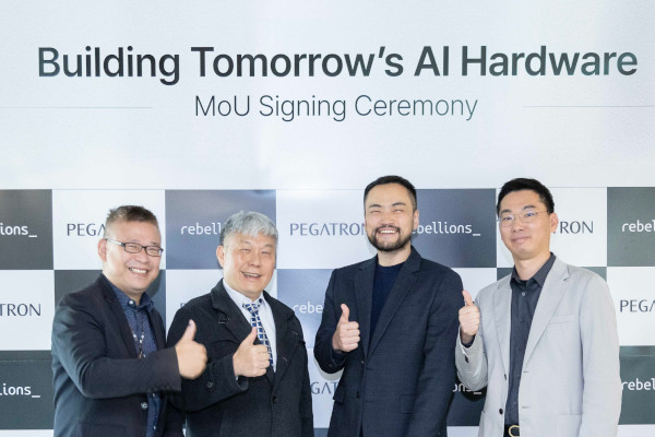 좌측부터 Liang Lee 페가트론 Associate Vice President, James Shue 페가트론 CTO, 오진욱 리벨리온 CTO, 엄용 리벨리온 프로덕션 리드 / 리벨리온