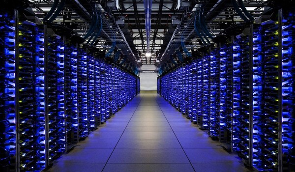 데이터센터 내부 모습 / 플리커